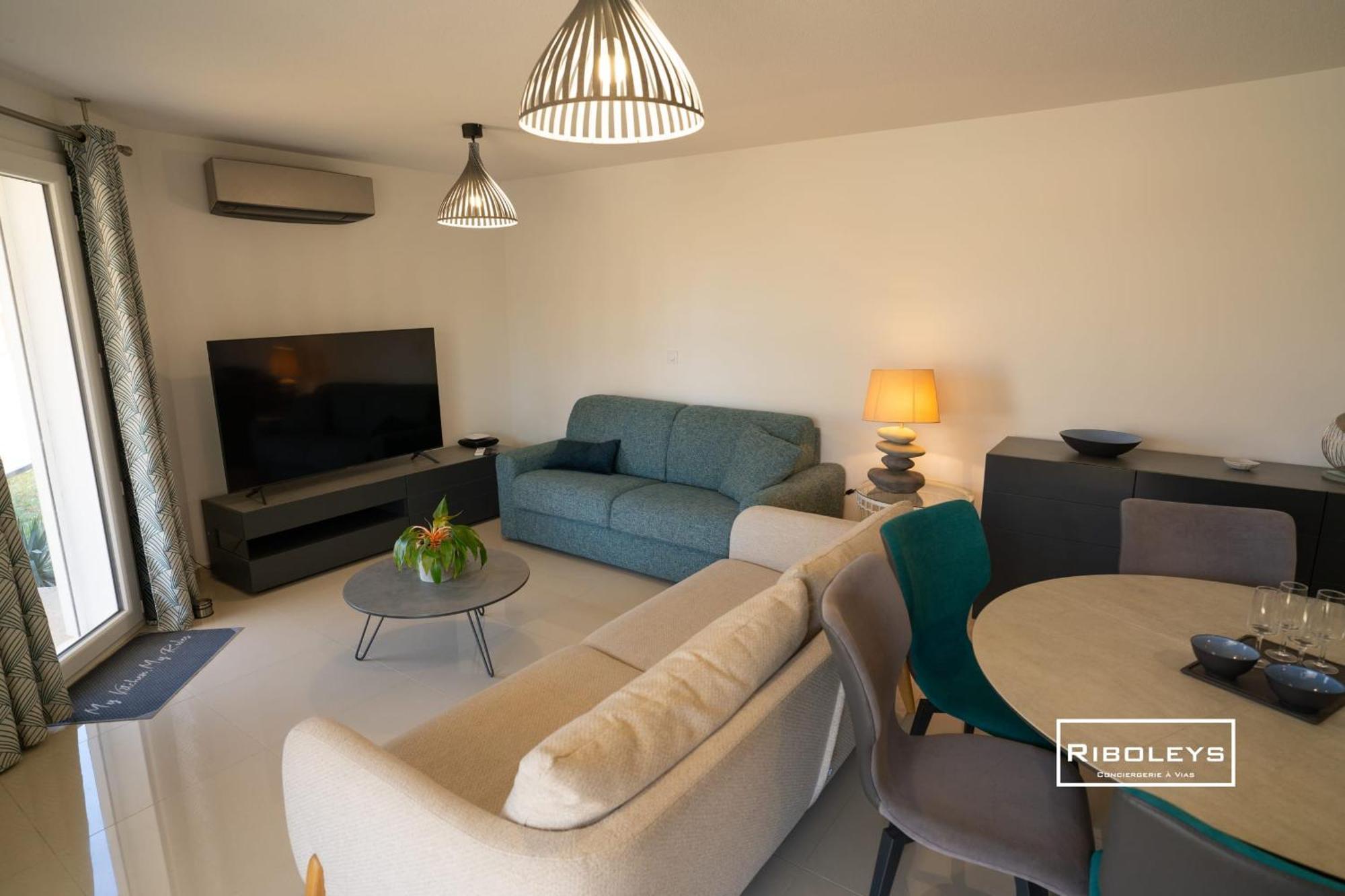 Grand T3 Neuf Climatise Avec Wifi A 100M De La Plage Vias Bagian luar foto