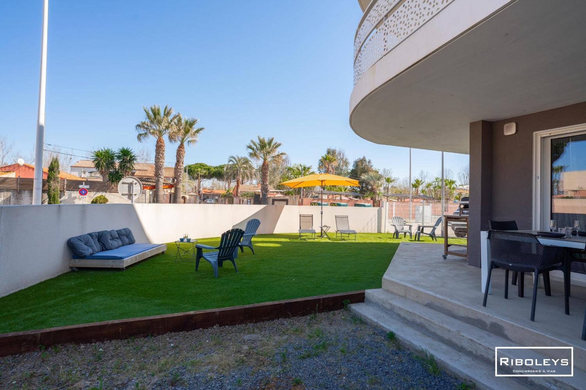 Grand T3 Neuf Climatise Avec Wifi A 100M De La Plage Vias Bagian luar foto